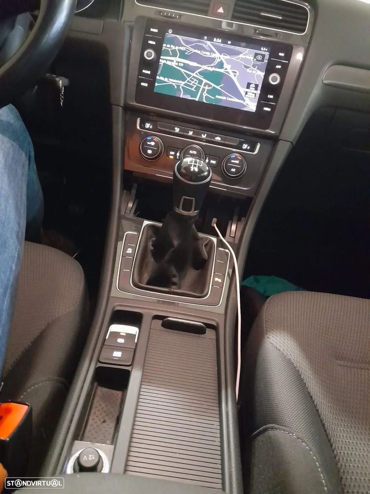 VW Golf Variant 1.6 TDi Confortline - 3