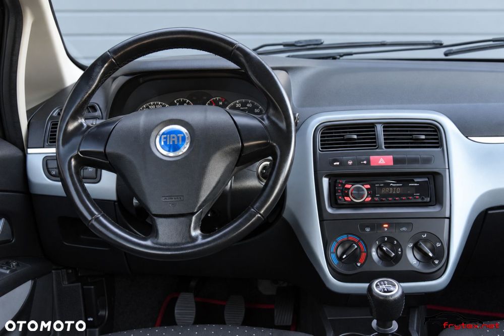 Fiat Grande Punto - 28