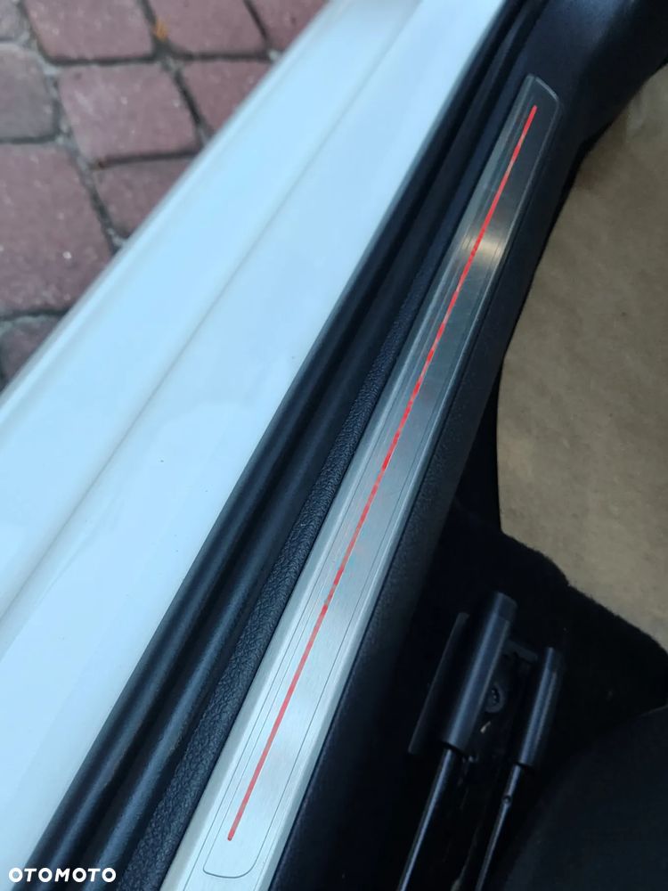 Volkswagen Golf 2.0 TSI BMT GTI Performance - 25