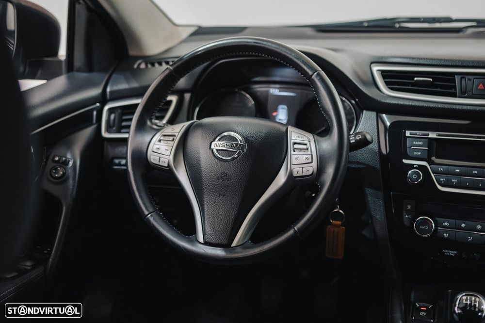 Nissan Qashqai 1.5 dCi N-Connecta - 13