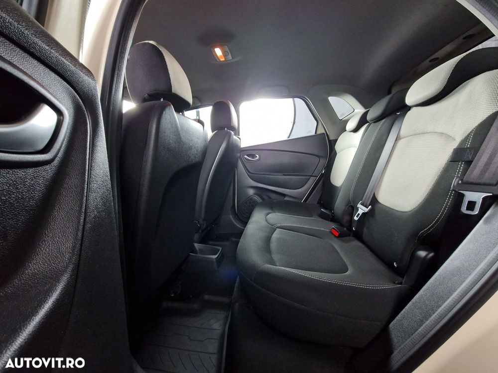 Renault Captur - 24