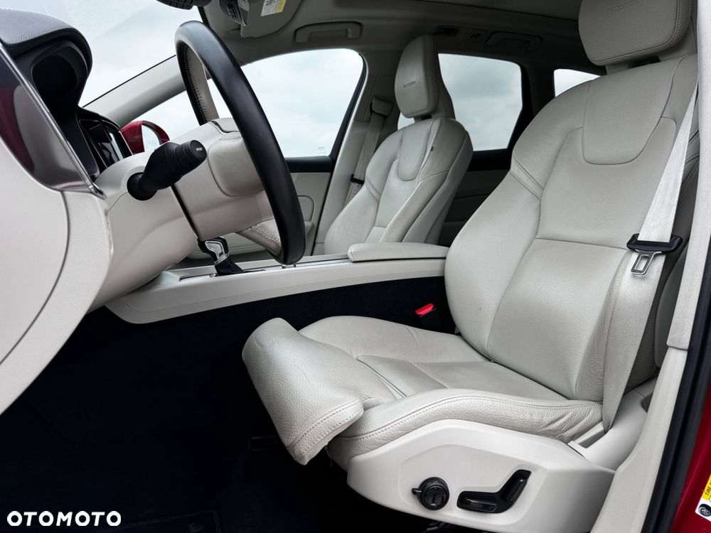 Volvo XC 60 T6 AWD Inscription - 19