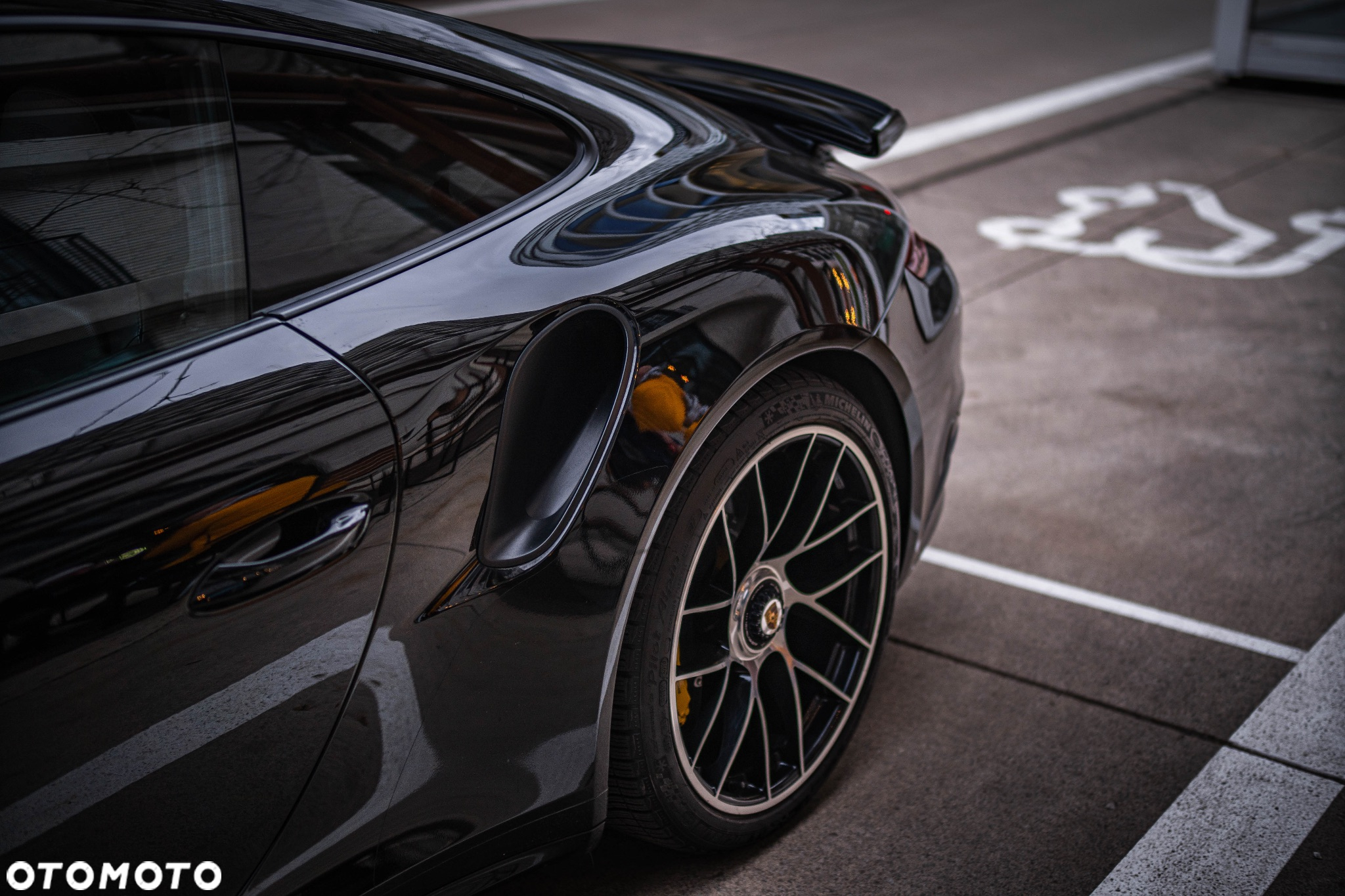 Porsche 911 Turbo S - 7