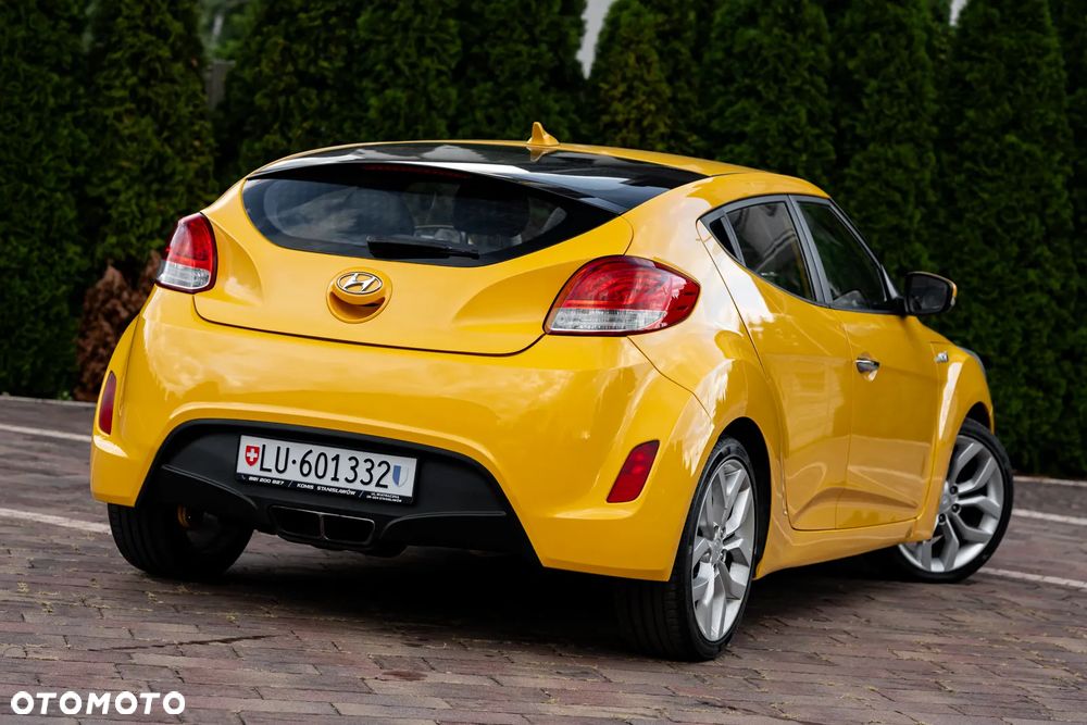 Hyundai Veloster 1.6 Style - 8