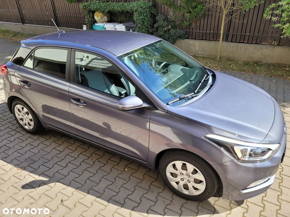 Hyundai i20 1.4 Intro Edition - 13