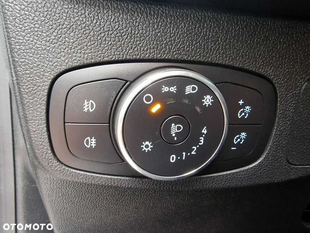 Ford Focus 1.5 EcoBlue Start-Stopp-System COOL&CONNECT - 38