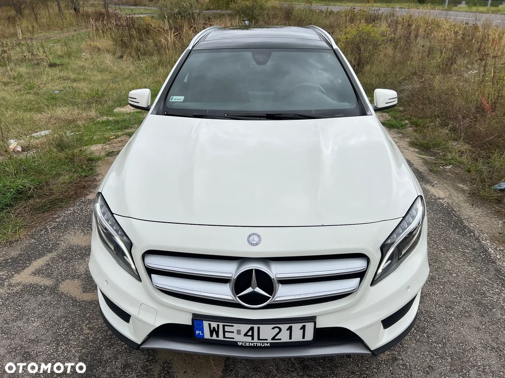 Mercedes-Benz GLA 250 4-Matic AMG Line - 10
