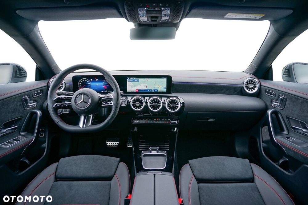 Mercedes-Benz CLA 200 AMG Line 7G-DCT - 7