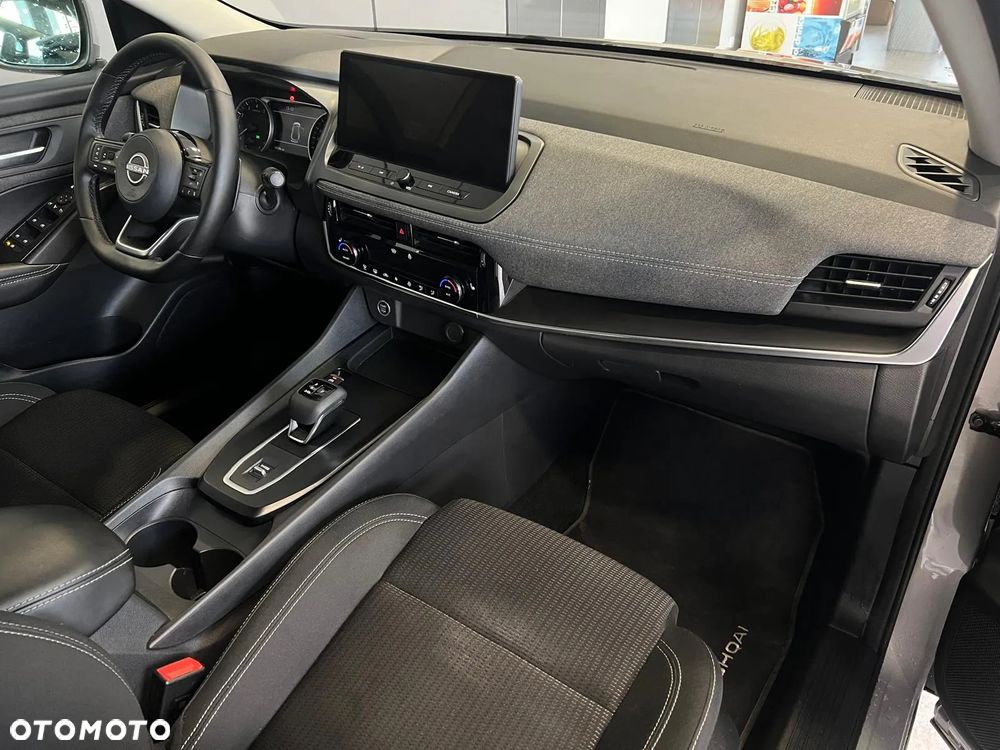 Nissan Qashqai 1.3 DIG-T Acenta DCT - 15