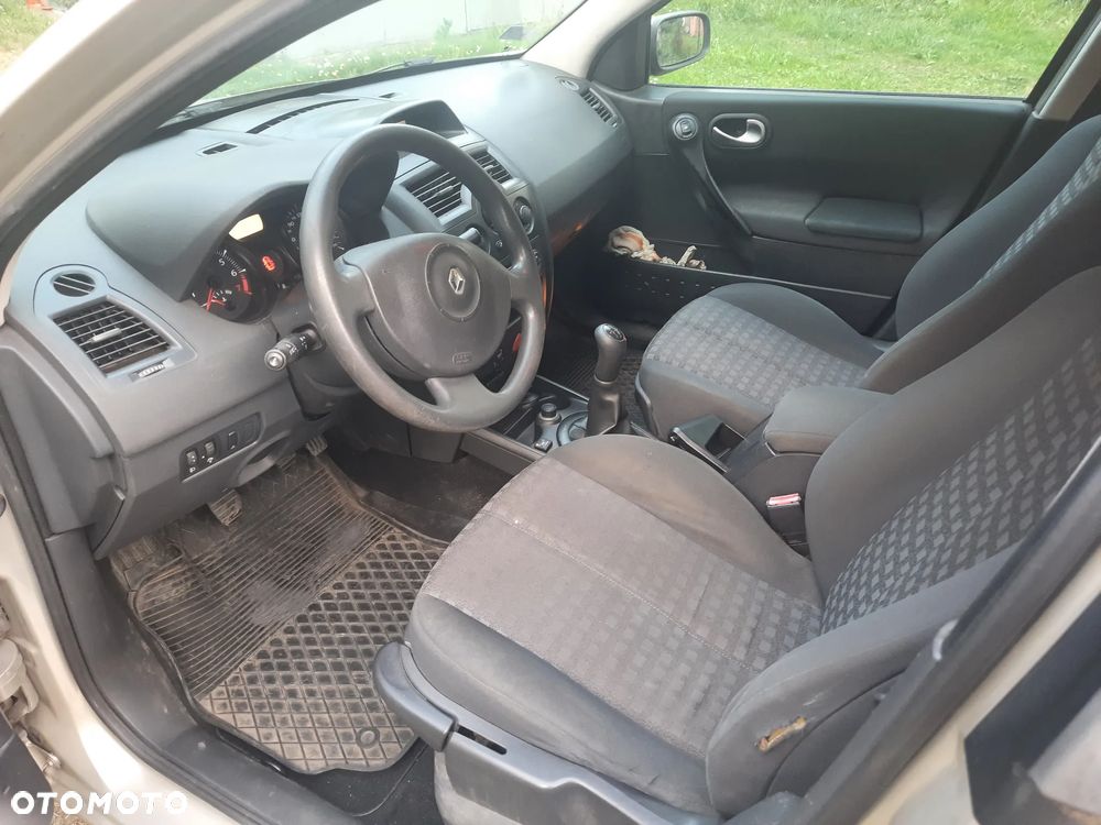 Renault Megane 1.6 16V Confort Authentique - 5