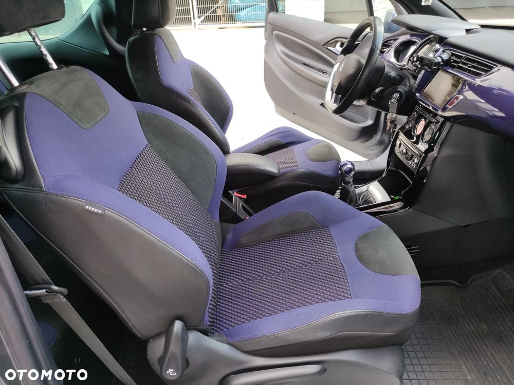 Citroën DS3 1.6 e-HDi SoChic - 22