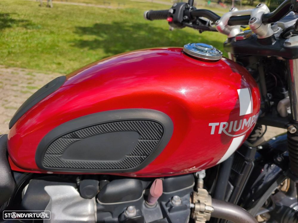 Triumph Bonneville 900 street twin - 8
