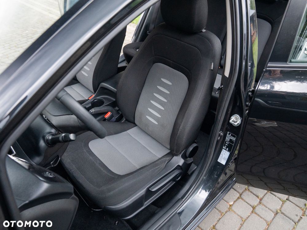 Kia Ceed 1.6 GDI Spirit - 25
