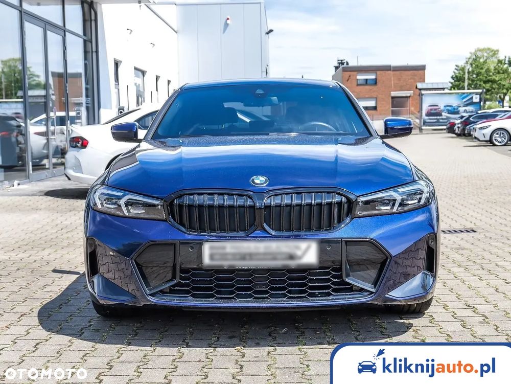 BMW Seria 3 330i xDrive M Sport sport - 4