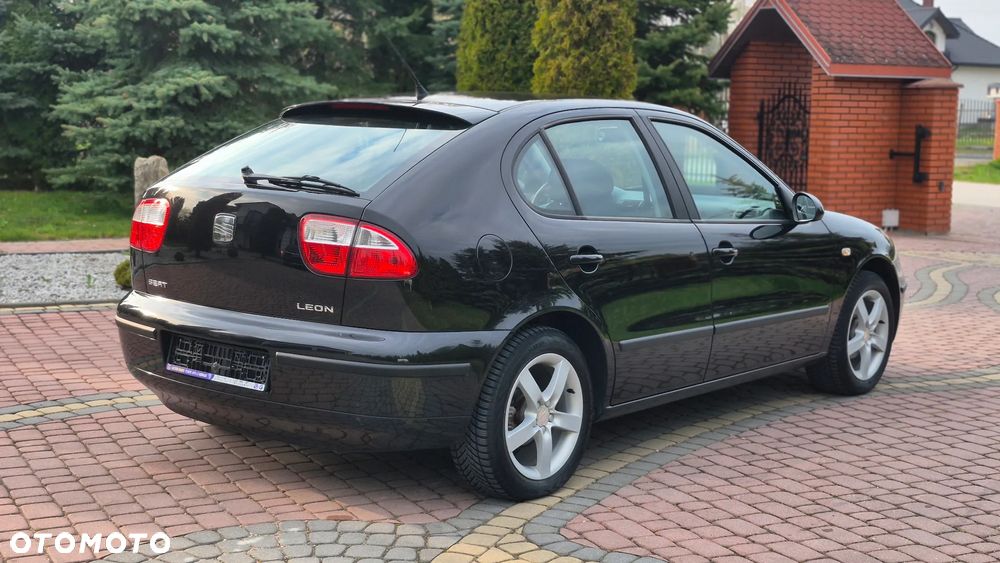 Seat Leon 1.6 16V Signo - 6