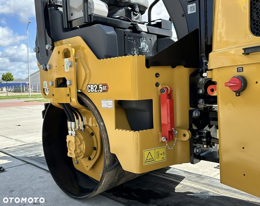 Caterpillar CB 2.5 GC - 28