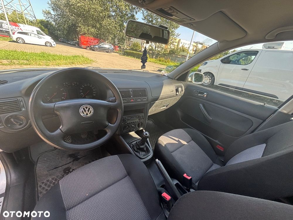 Volkswagen Golf IV 1.4 16V Basis - 22