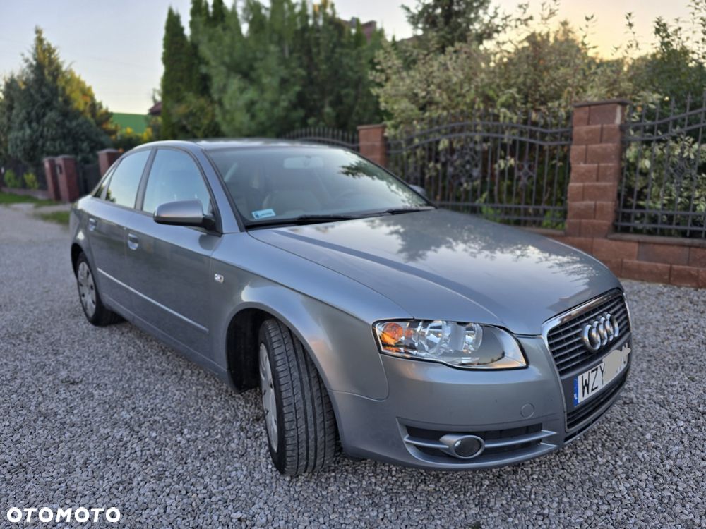 Audi A4 Limousine
