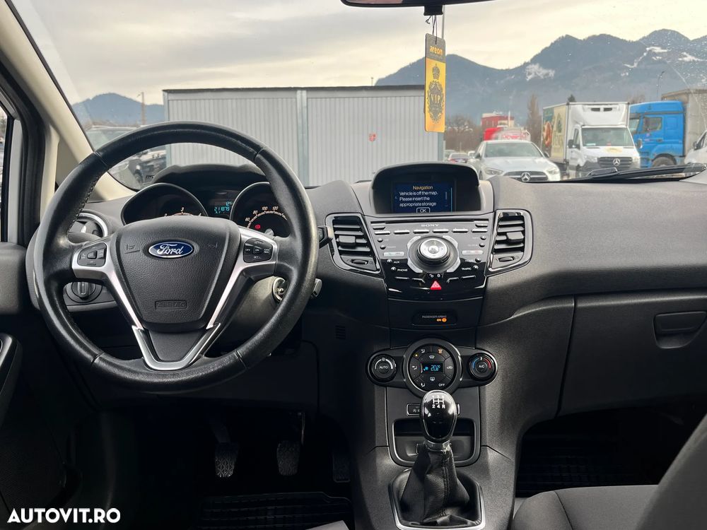 Ford Fiesta - 11