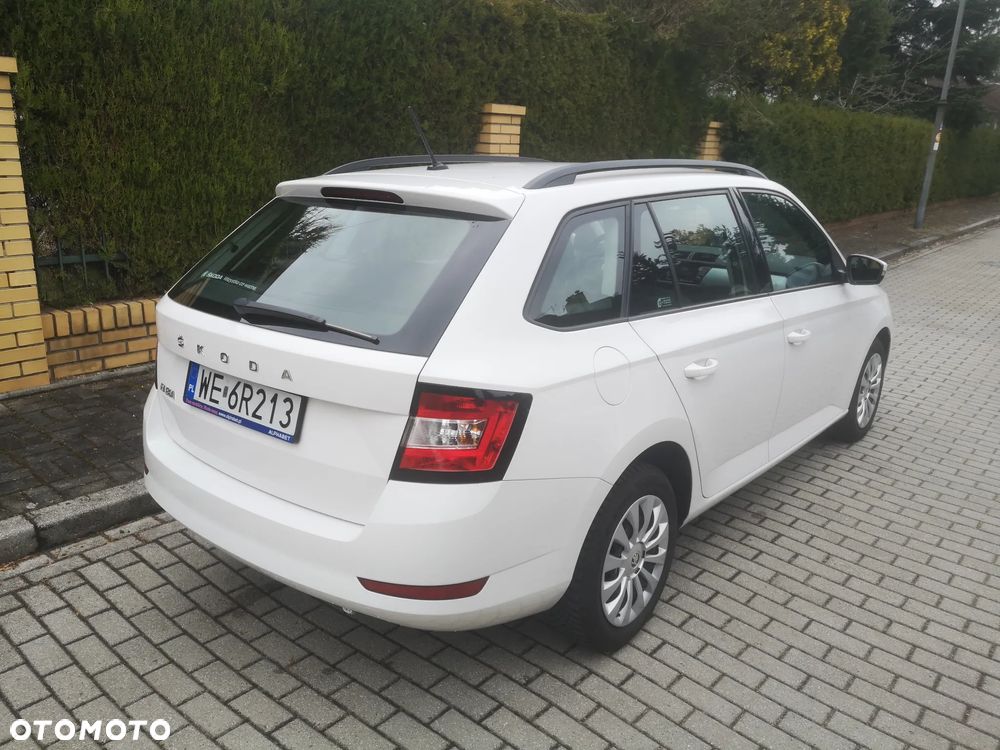 Skoda Fabia 1.0 TSI Ambition - 4