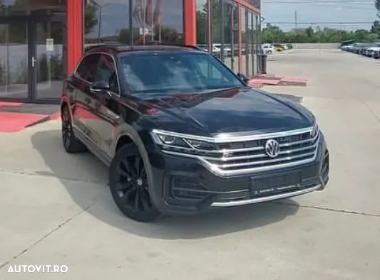 Volkswagen Touareg 3.0 V6 TDI 4Motion DPF Automatik - 2