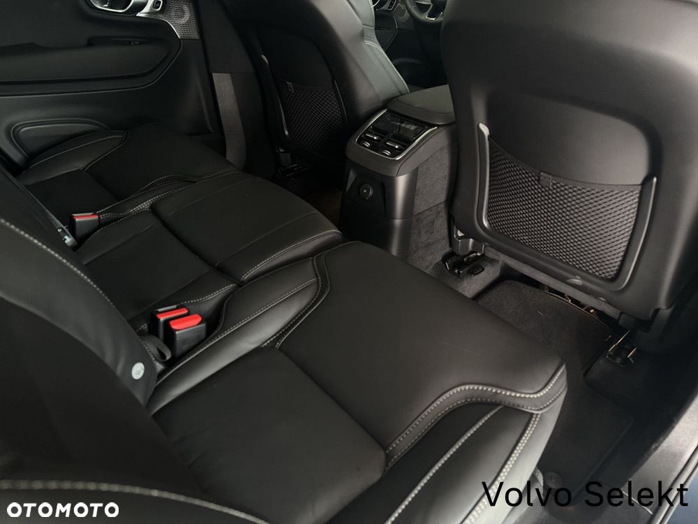 Volvo XC 90 - 24