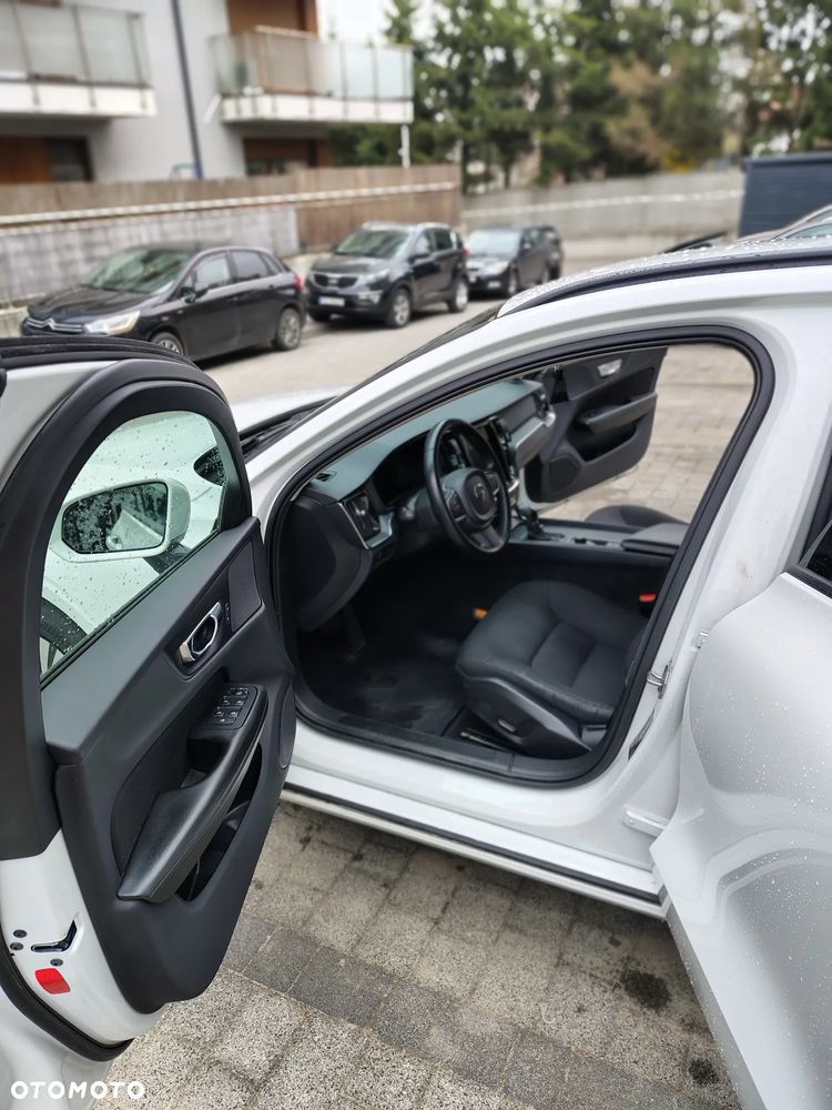 Volvo V60 D3 SCR Momentum - 16