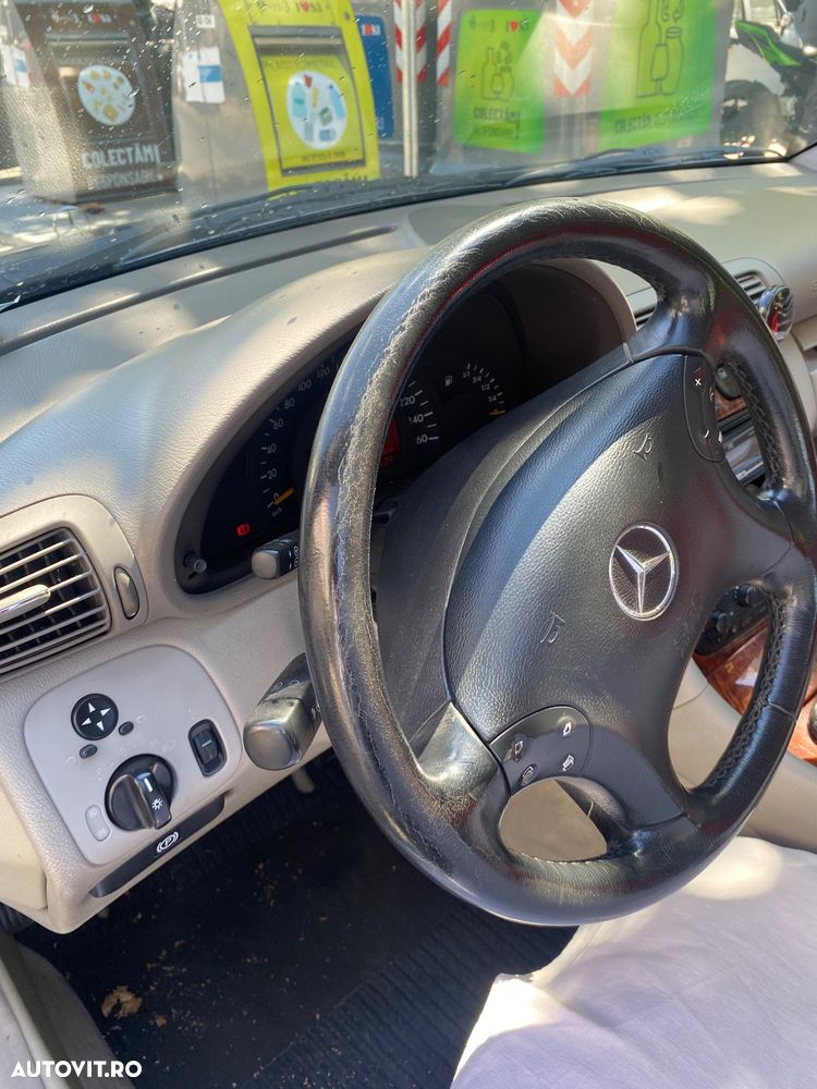 Mercedes-Benz C - 9