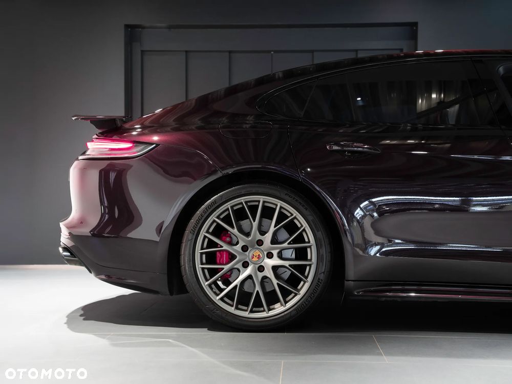 Porsche Panamera GTS - 8