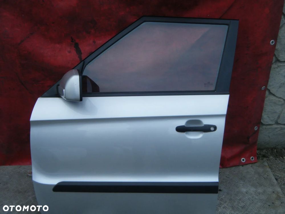 KIA SOUL I DRZWI LEWY PRZÓD LEWE PRZEDNIE 08- =RADOM