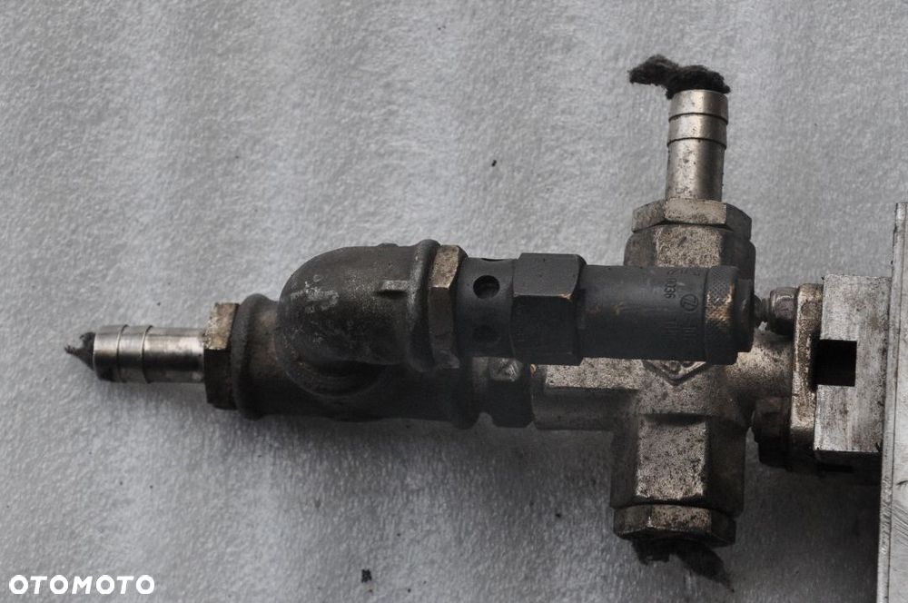 ROZDZIELACZ ELEKTROZAWÓR WTRYSKIWACZ FENDT - 2