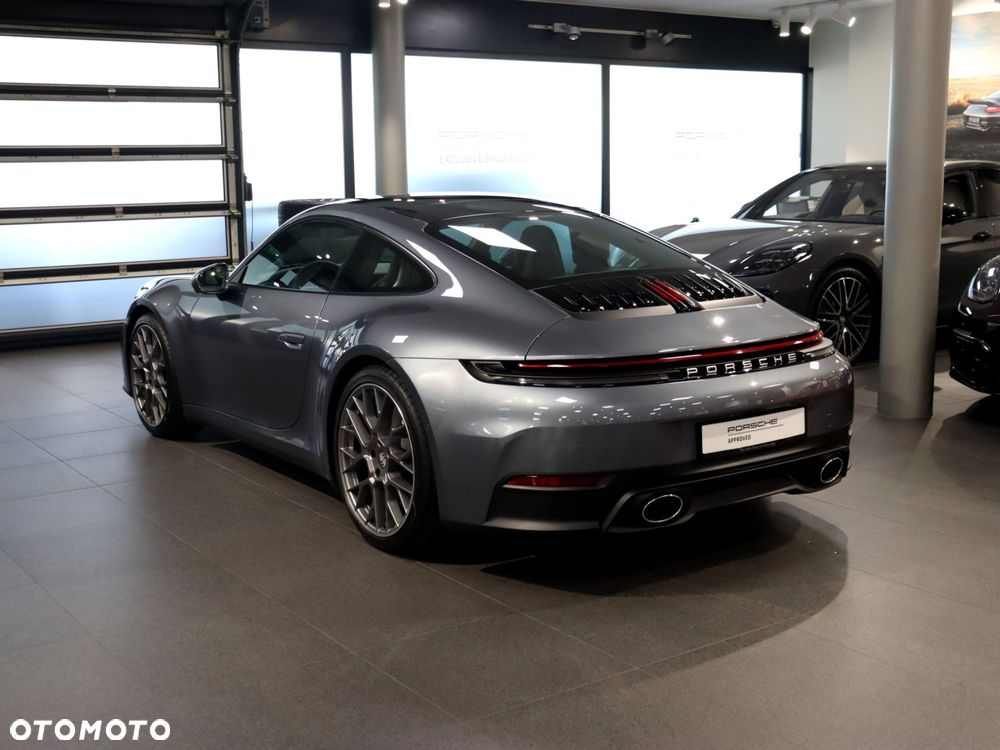 Porsche 911 Carrera S - 3