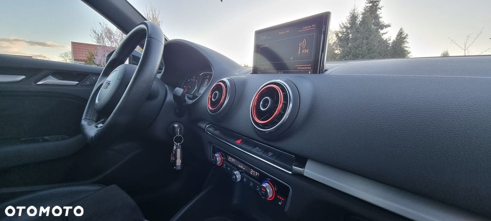 Audi A3 3-drzwiowe 2.0 TDI S line Sportpaket - 18