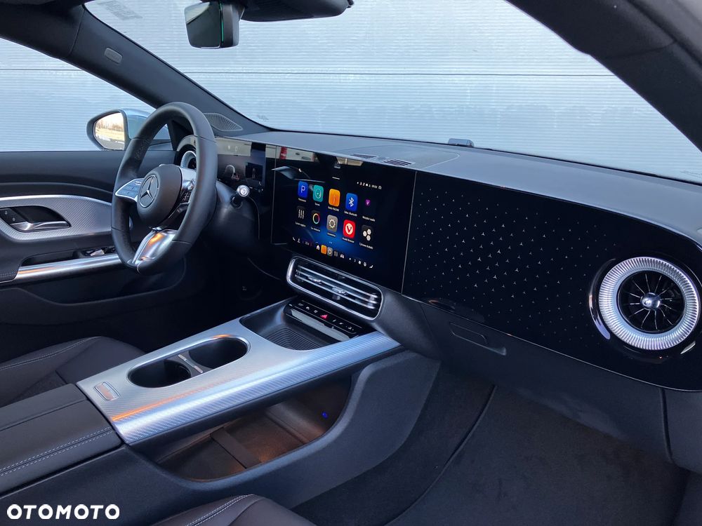 Mercedes-Benz CLA - 5
