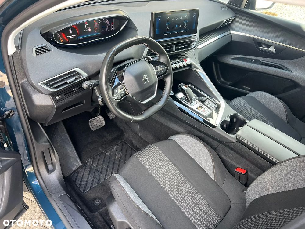 Peugeot 3008 - 12