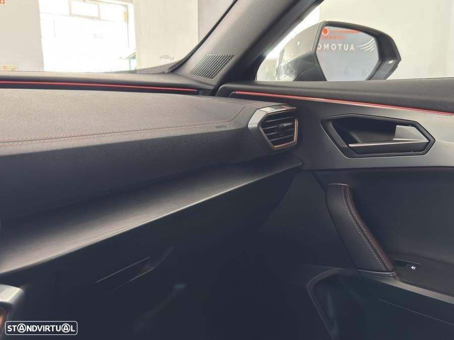 Cupra Formentor 1.4 e-Hybrid Sport DSG - 27