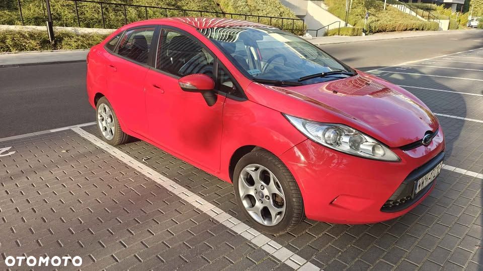 Ford Fiesta 2013 photo 2