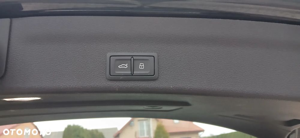 Audi A6 Avant 40 TDI quattro S tronic S line - 11