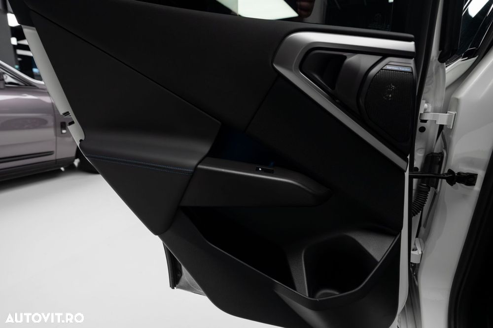 BMW X3 - 32