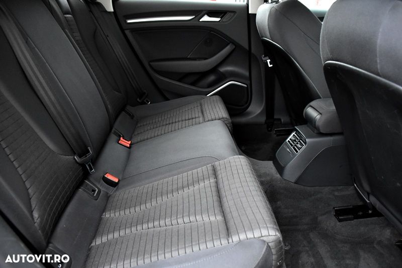 Audi A3 2.0 TDI quattro S tronic Sport - 16