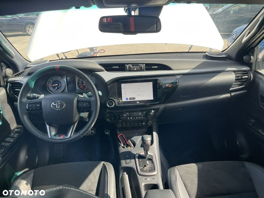 Toyota Hilux 4x4 Double Cab Autm GR Sport - 6