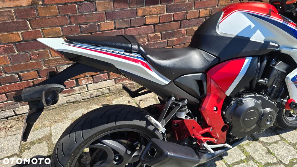 Honda CB - 22