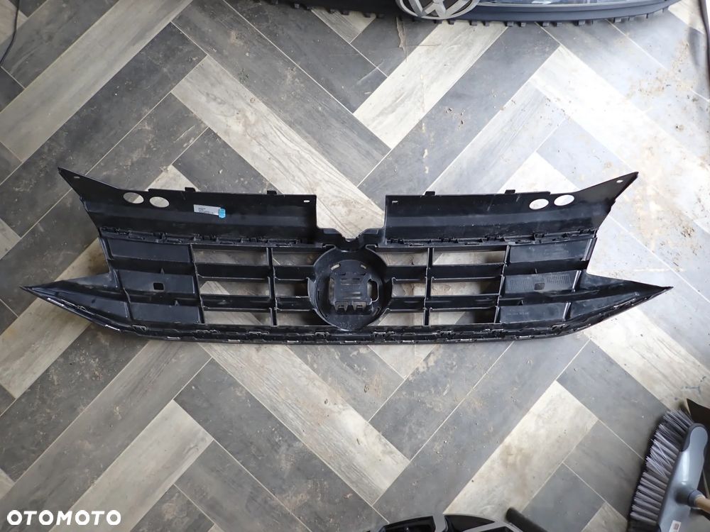 VW TIGUAN 5NA LIFT GRILL PRZÓD - 3