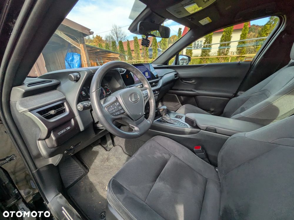 Lexus UX 200 GPF Pure 2WD - 8