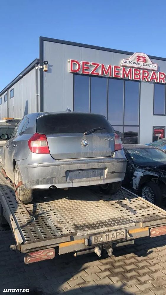 Dezmembram Bmw Seria 1 2.0 B an fabr. 2006 - 1