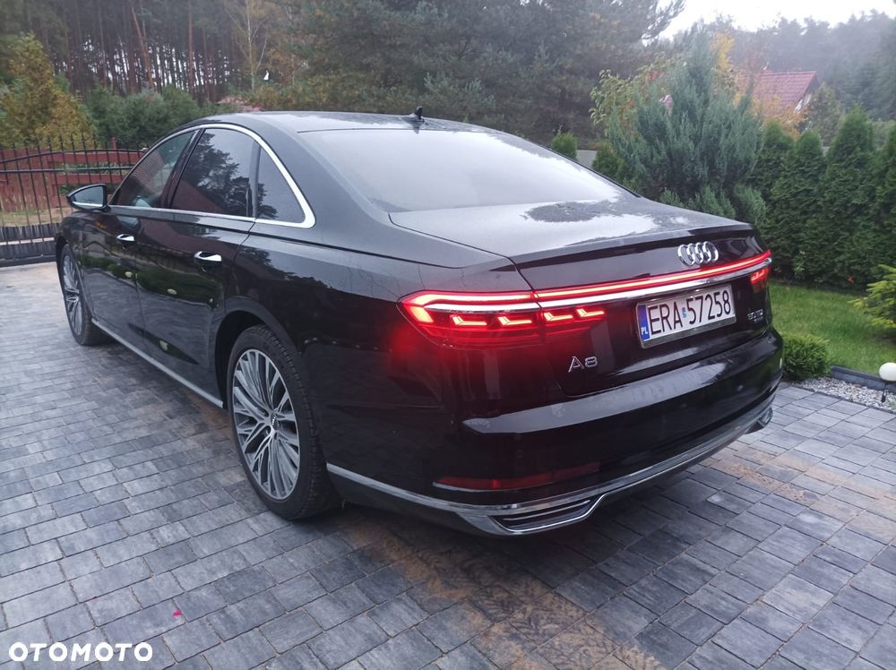 Audi A8 - 4