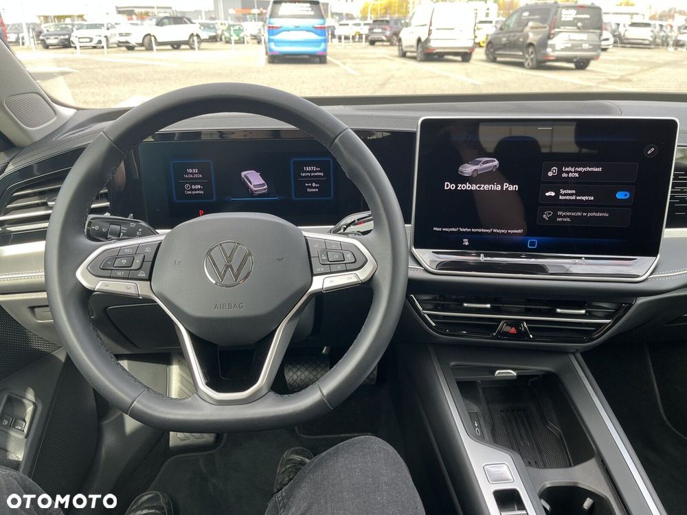 Volkswagen Passat - 13