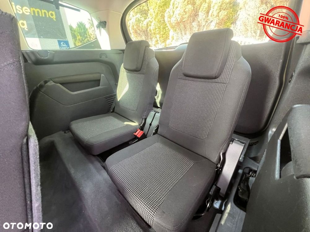 Peugeot 5008 - 36