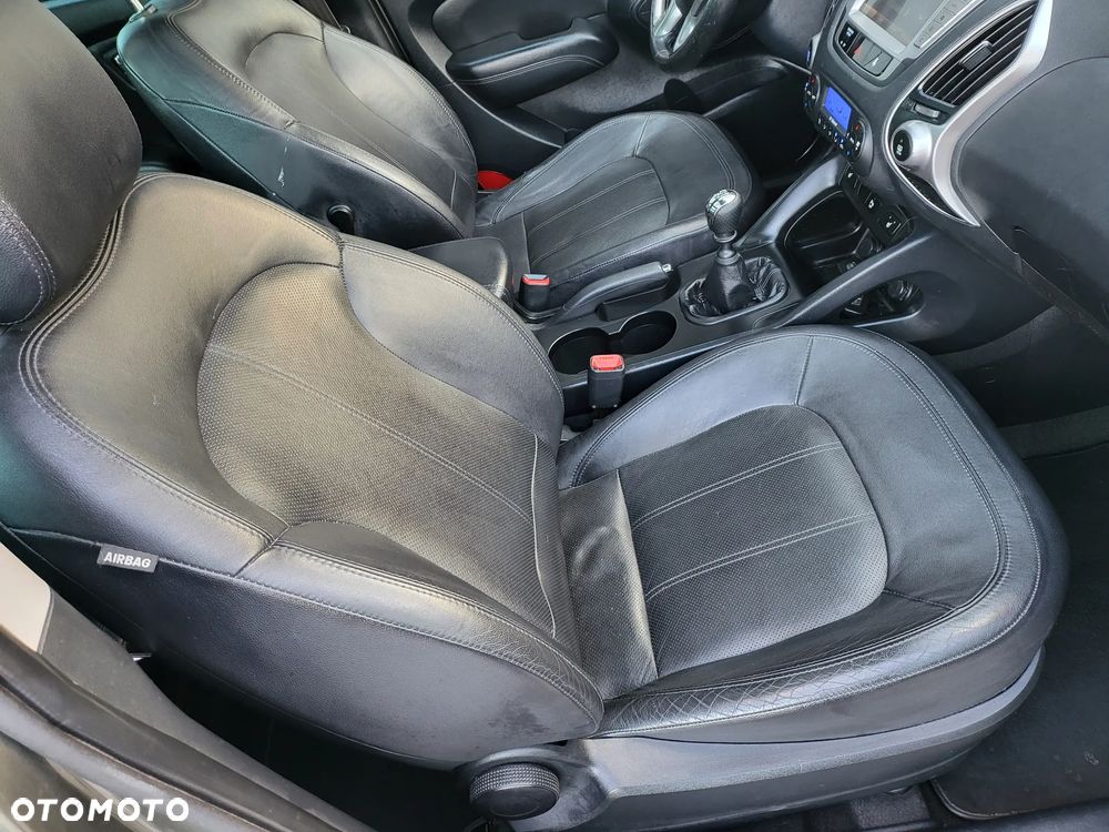 Hyundai ix35 2.0 CRDi Premium 2WD - 8