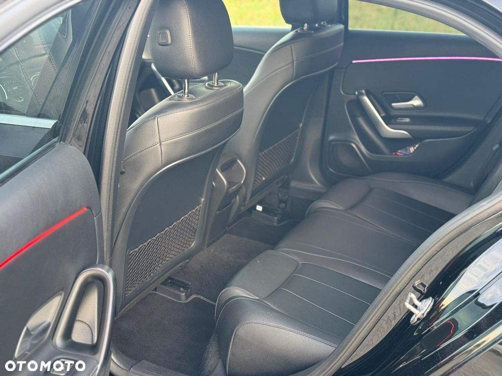 Mercedes-Benz Klasa A 180 7G-DCT Style - 11